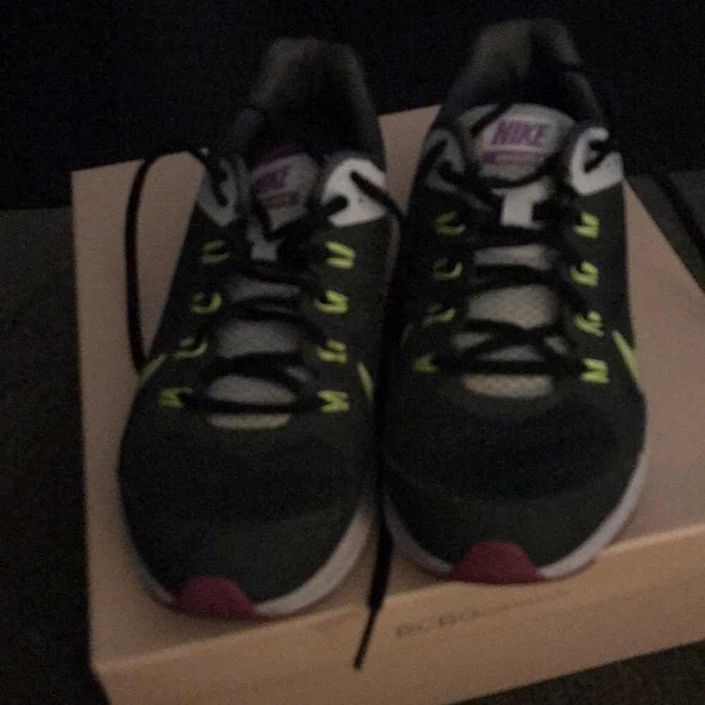 Nike lunar glide running shoes